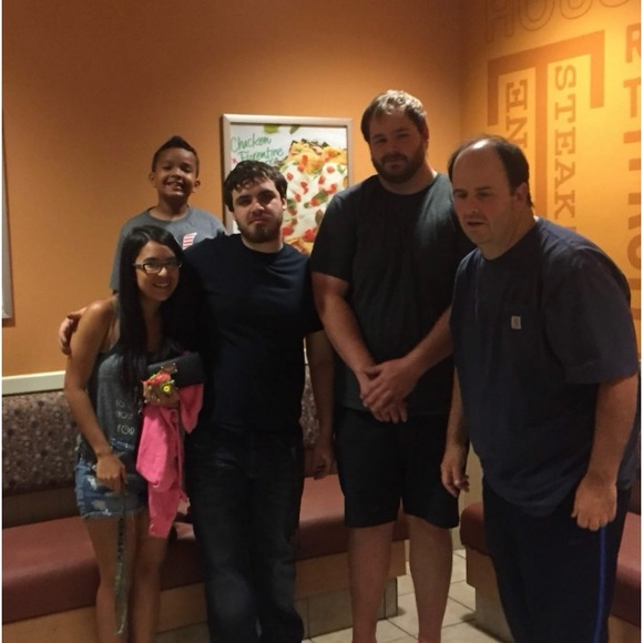 Meet your Posher, Tim - Picture 2 of 16